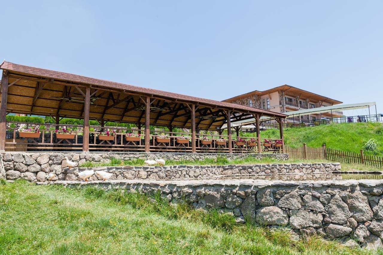 Amberd Hotel Byurakan Exterior foto